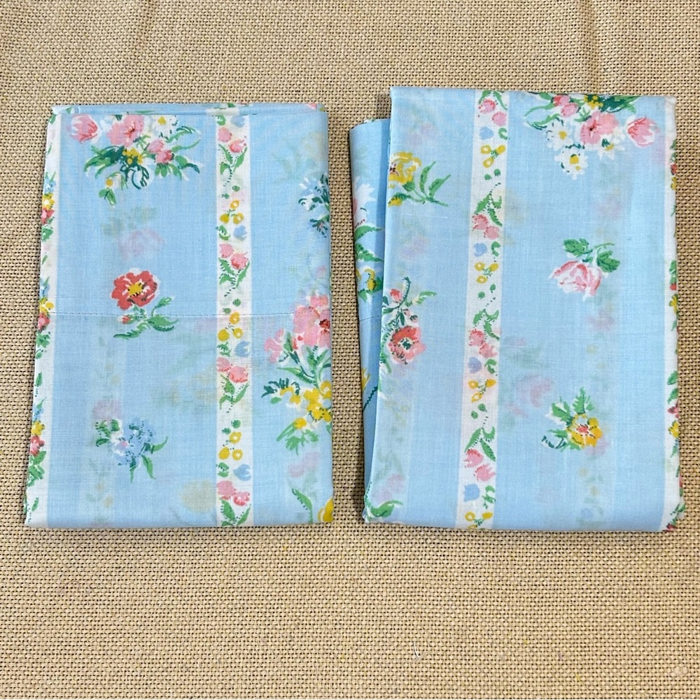 Vintage 70s Burlington Lustersoft Pillow Cases NOS